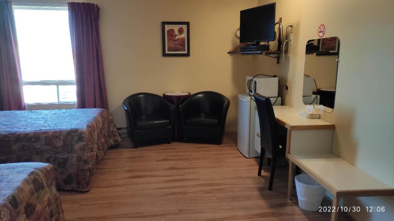 Motel Rayalco Laurier Station Bagian luar foto